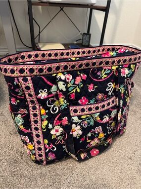 Vera Bradley Original Navy Quilted Floral Tote